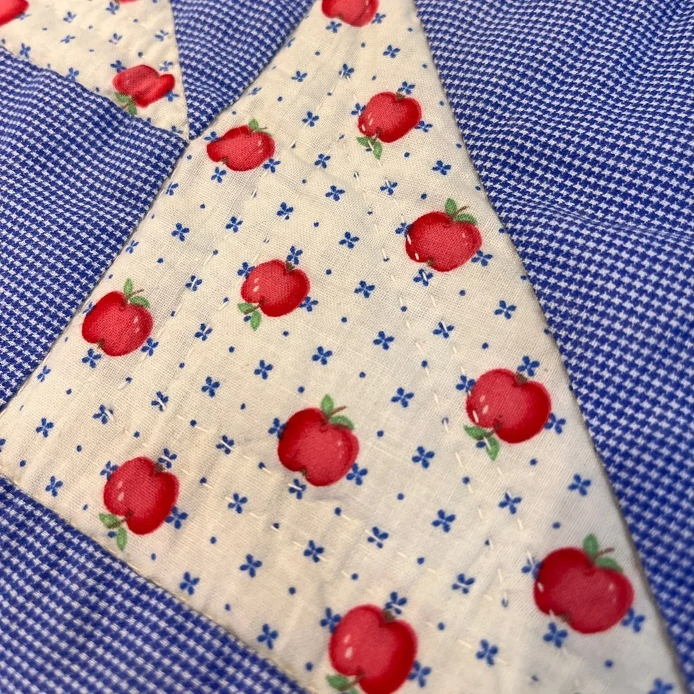 Vintage Hand Quilted Patchwork Wall Hanging or Table Topper | Apple Pattern